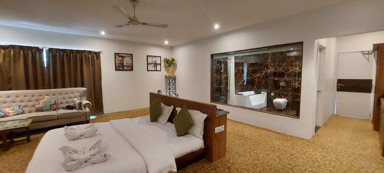 The Windmill Resorts Mālvan Dış mekan fotoğraf